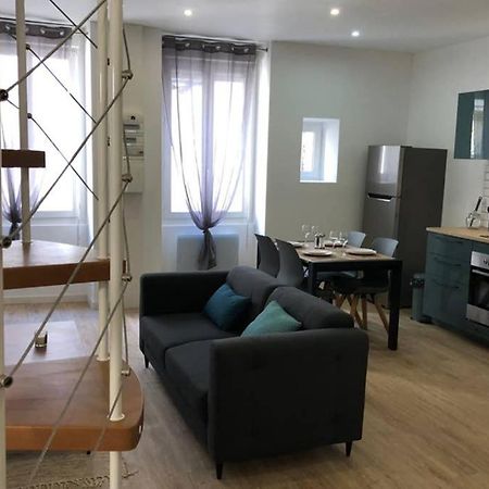 Appartement KNF HOUSE - Superbe T2 DUPLEX, à 5min des Arènes à Nîmes Extérieur photo